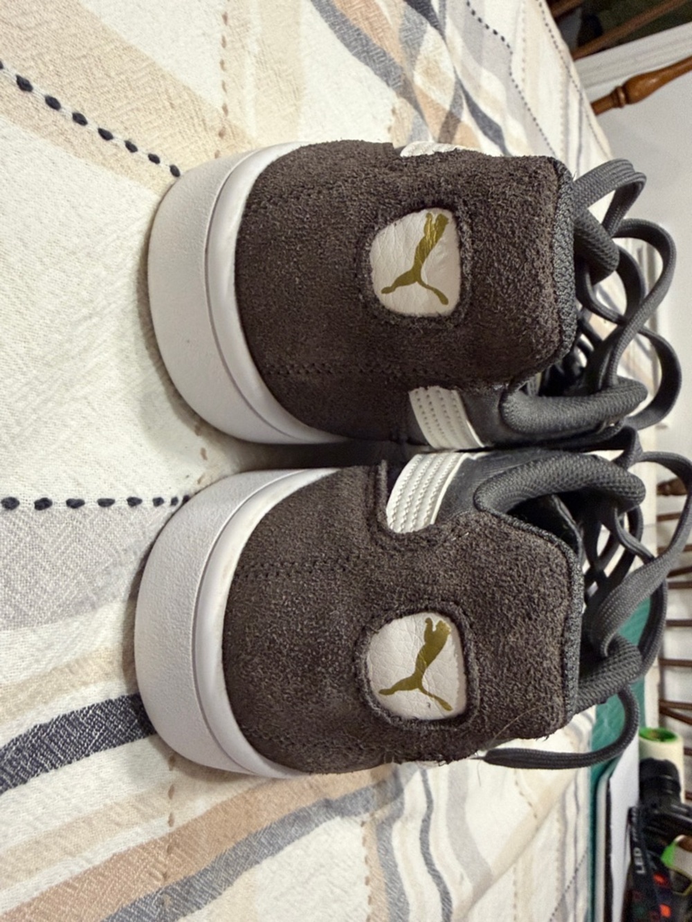 Puma Men’s Gray & White Suede Low-Top Sneaker with Gold Logo - Picture 4 of 7